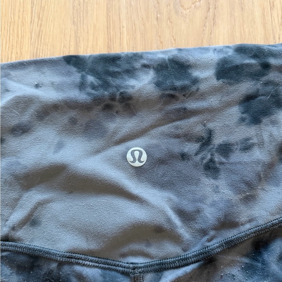 lululemon athletica Black Tie-Dye Leggings - Picture 5 of 5